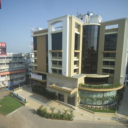 Hotel The Ocean Pearl Mangaluru Exterior foto